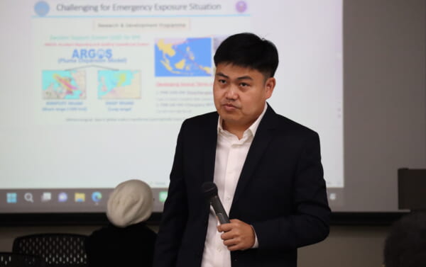 Dr. Kitkawin Aramrun of The Office of Atoms for Peace (OAP) of Thailand gave a seminar.
