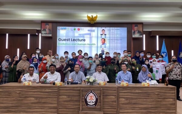 インドネシア共和国・ディポネゴロ大学において特別講義および研究打合せをおこないました